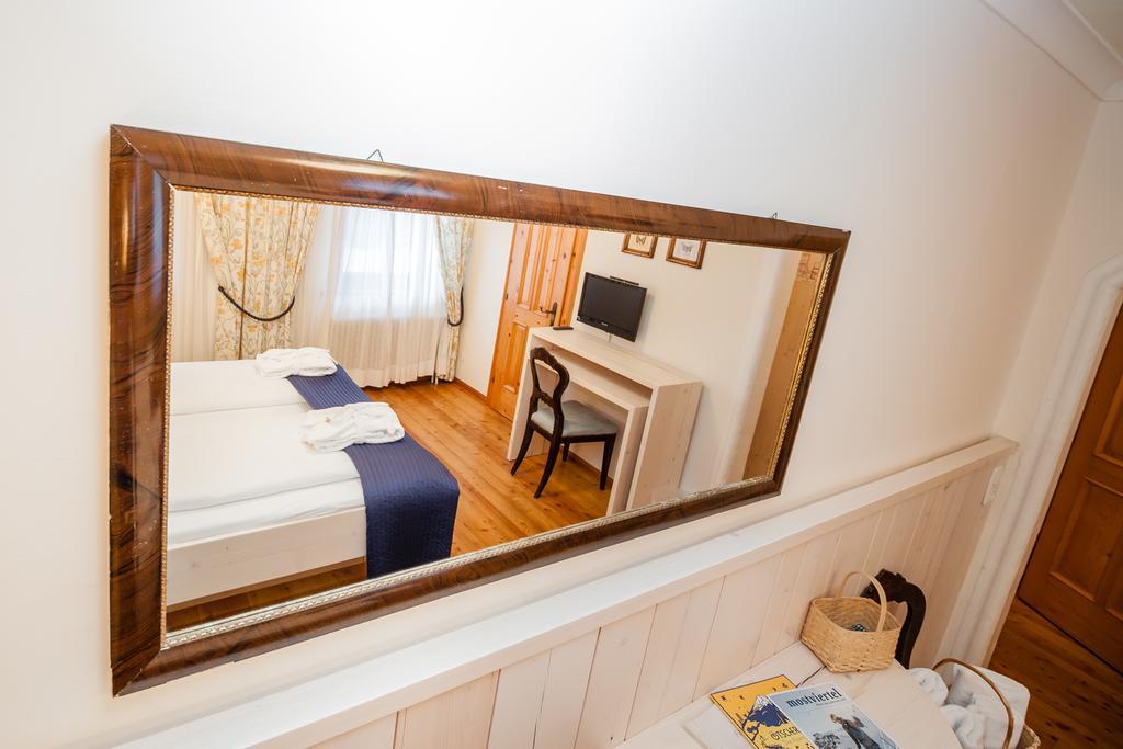 Hotel Fahrnberger Gostling an der Ybbs Bagian luar foto