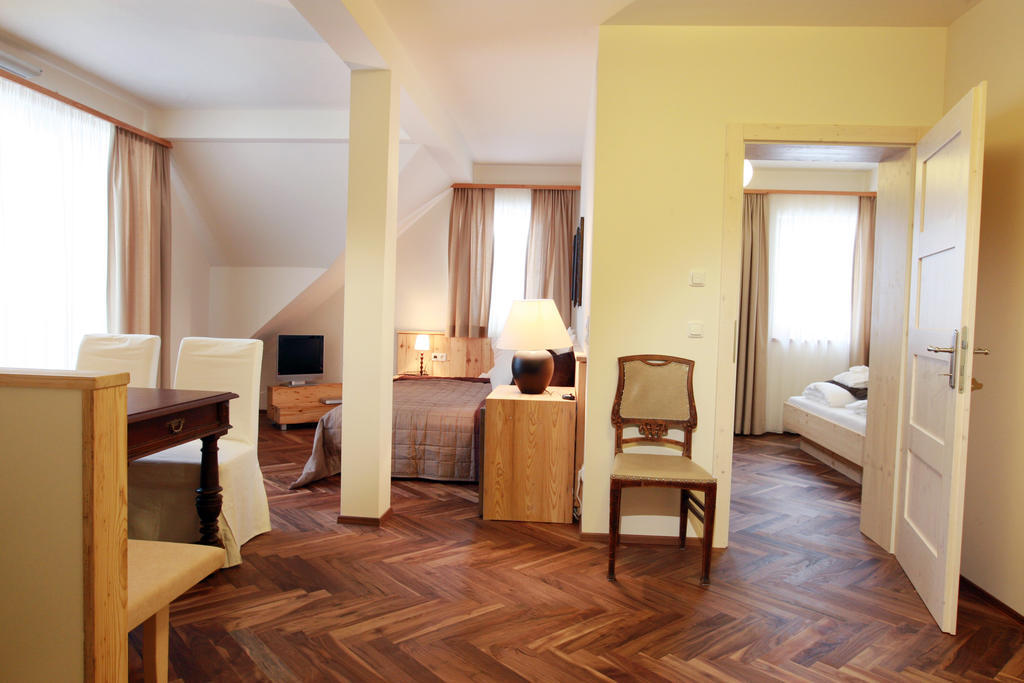 Hotel Fahrnberger Gostling an der Ybbs Ruang foto